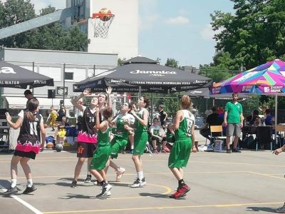 Bili smo jedan od sponzora košarkaškog turnira organiziranog u Sigetu (Zagreb) u subotu 12.06. Bili smo jedan od sponzora košarkaškog turnira organiziranog u Sigetu (Zagreb) u subotu 12.06.