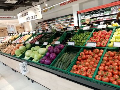 Dugo očekivano preuređenje Robne kuće u Kutini je završeno! Dugo očekivano preuređenje Robne kuće u Kutini je završeno!